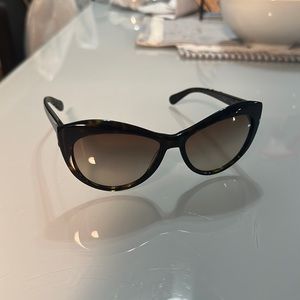 Tory Burch cat eye sunglasses black and brown